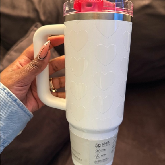 Stanley Pink Logo White Tumbler with Hearts - Picture 3 of 5